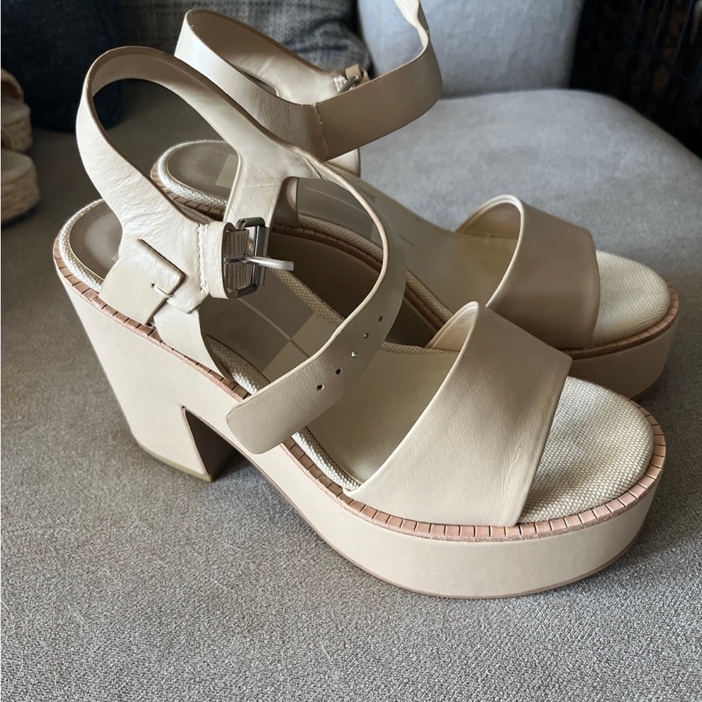 Dolce vita heel. Size 7.5